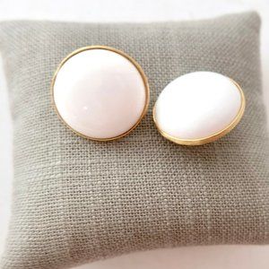 VINTAGE 1960s CROWN TRIFARI  Signed GOLD TONE CLIP-ON WHITE DOME EARRINGS